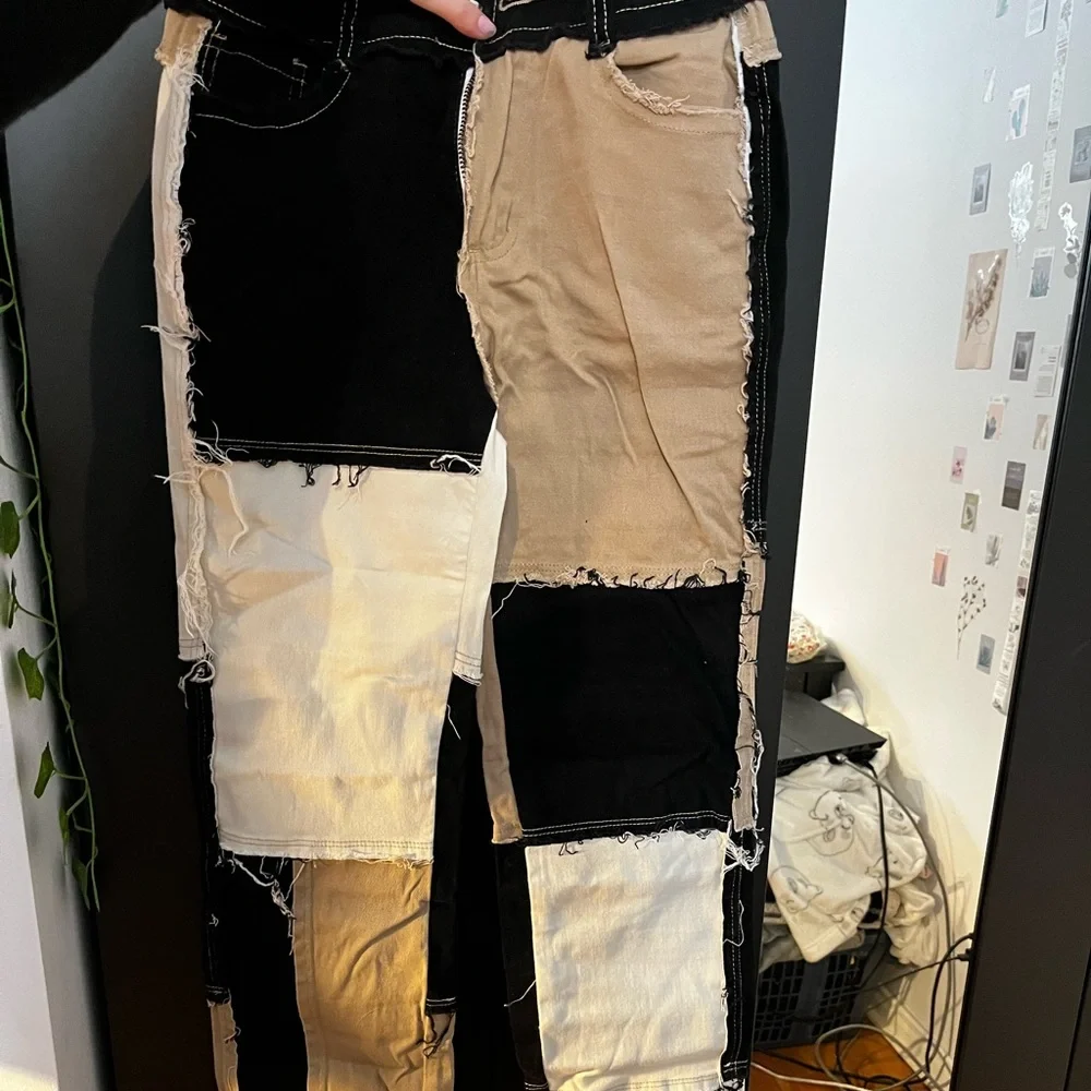 Pants - Picture 3 of 4